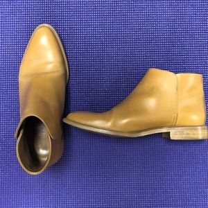 Everlane Women’s Modern Ankle Boot